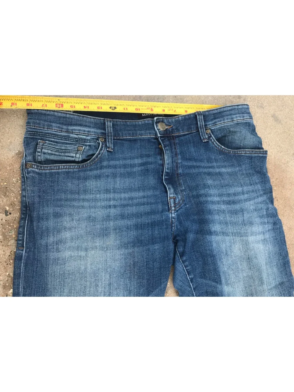 Mavi Jeans Zach Straight Leg Jeans Mens Blue Medium Wash Denim Pants Zip Fly